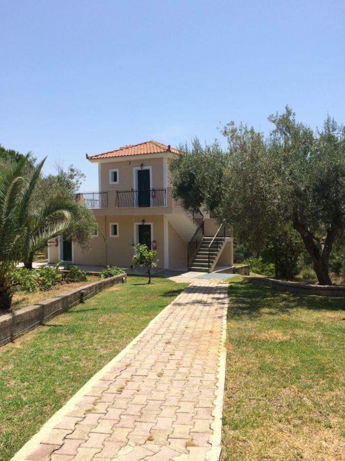 Koukounaries Studios Skala  外观 照片